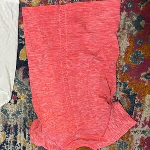 Lululemon Athletica Red Short Sleeve Tee